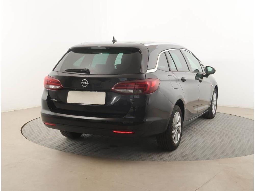 Opel Astra 1.6 CDTI, Innovation