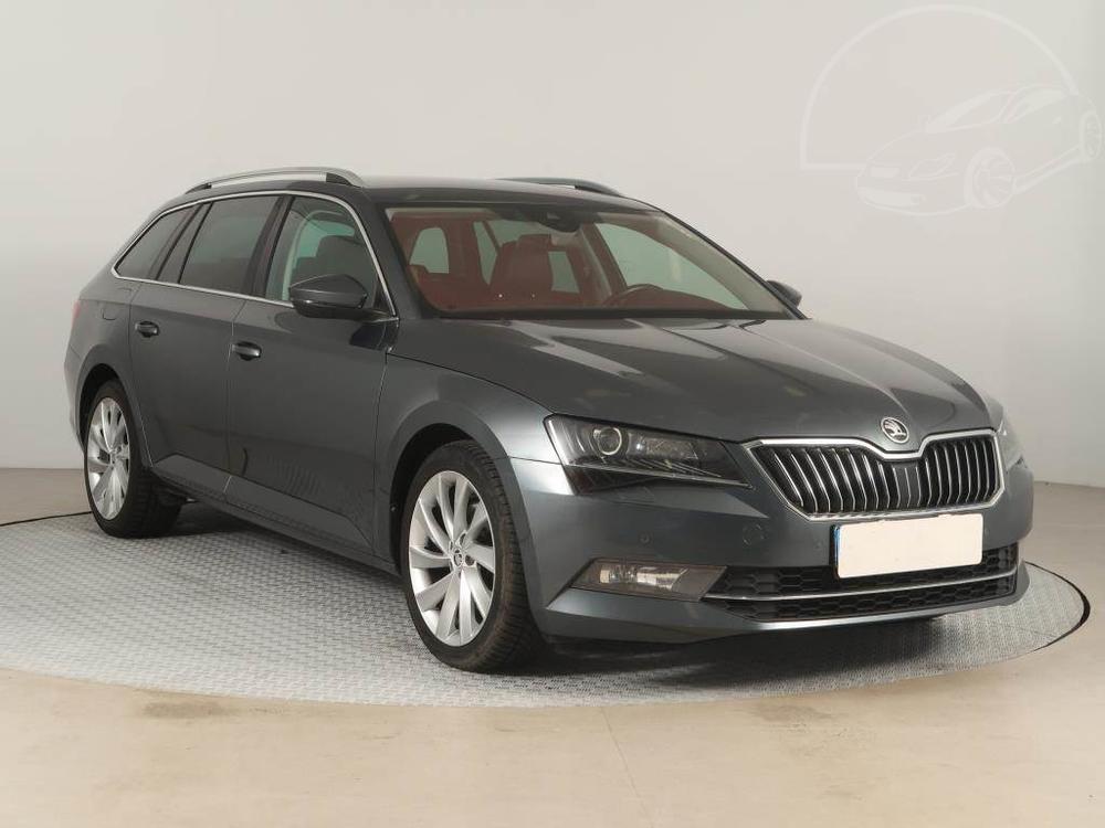 Škoda Superb 2.0 TDI, Automat, Kůže, Navi