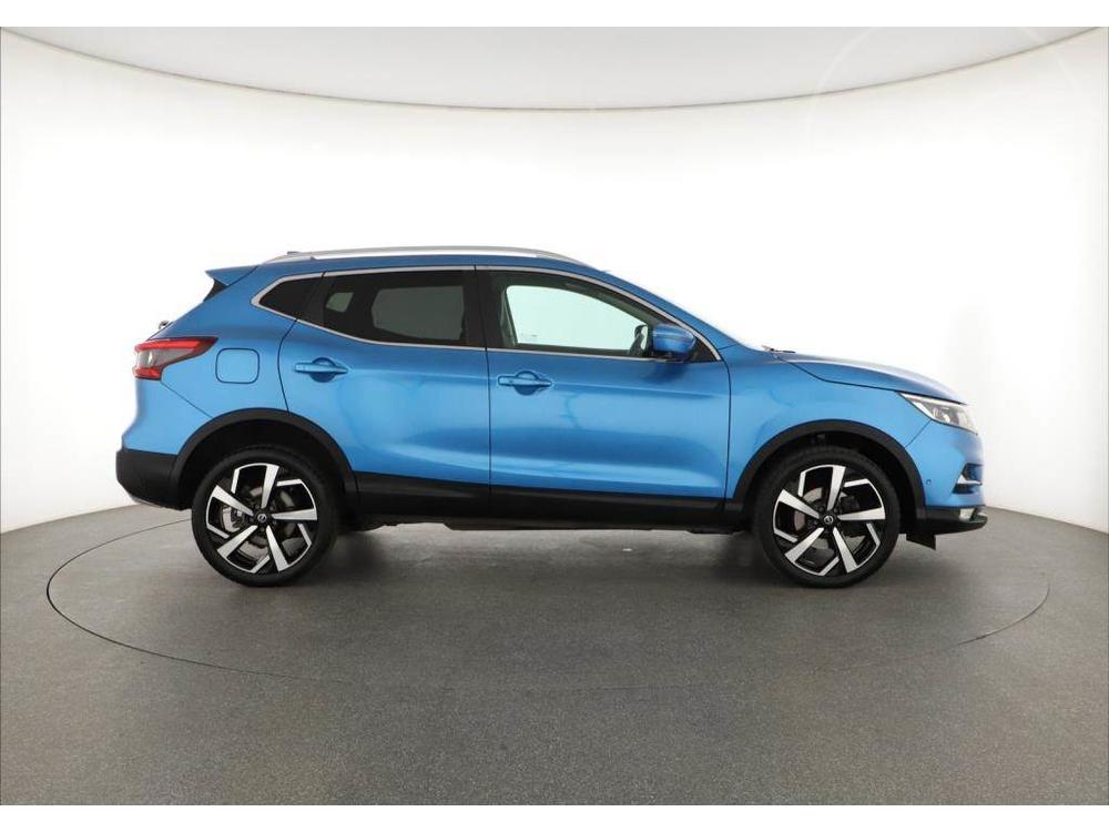 Nissan Qashqai 1.3 DIG-T, N-Connecta, Automat