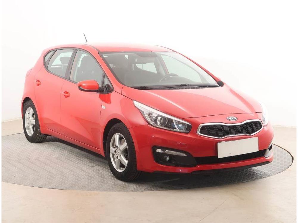 Kia Cee´d 1.4 MPI, ČR,2.maj, Serv.kniha