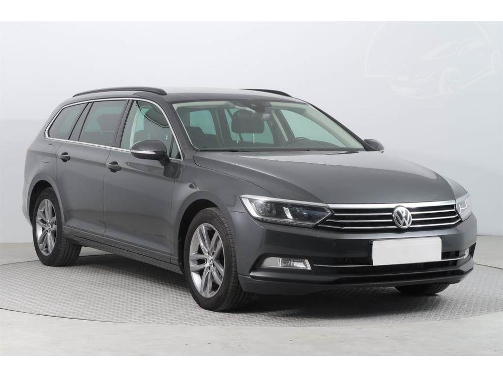 Prodm Volkswagen Passat 2.0 TDI, Automat, Serv.kniha