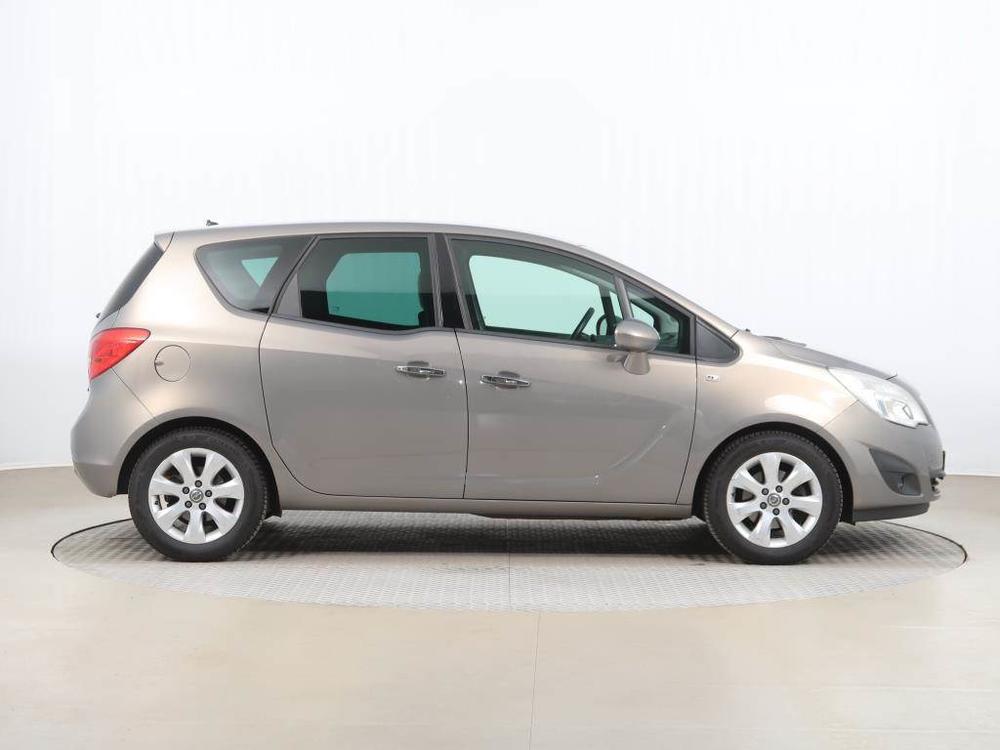 Opel Meriva 1.4 i, Serv.kniha