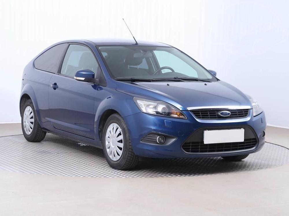 Ford Focus 1.8 16V, Serv.kniha, Xenony