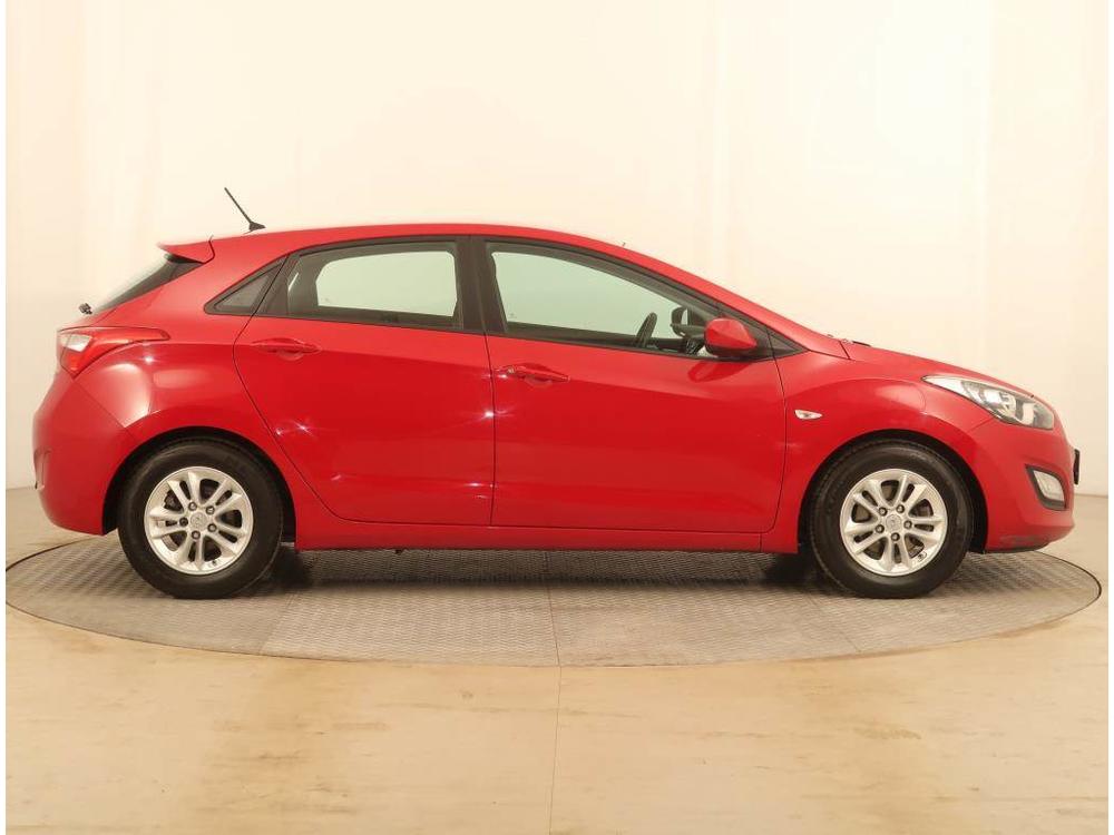 Hyundai i30 1.4 CVVT, Klima, El. okna