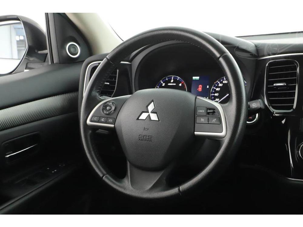 Mitsubishi Outlander 2.2 DI-D, 4X4, 7mst