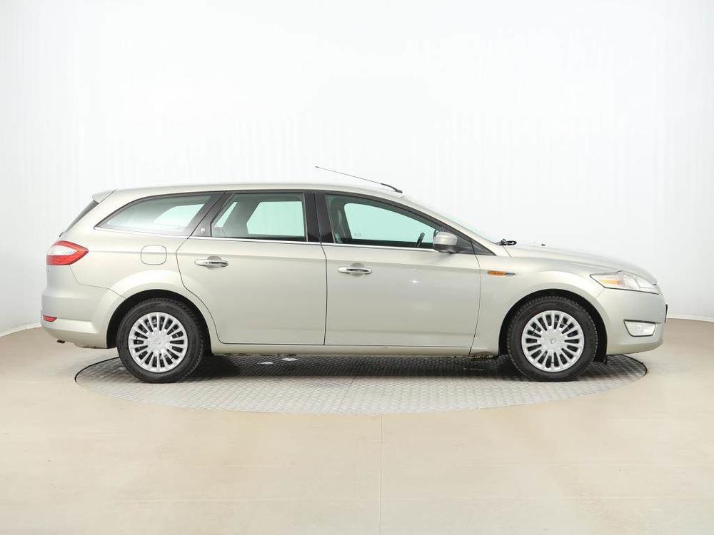 Ford Mondeo 2.2 TDCI, Ghia, Serv.kniha