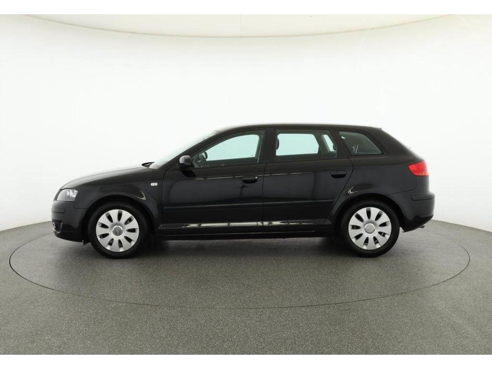 Audi A3 1.6, Serv.kniha