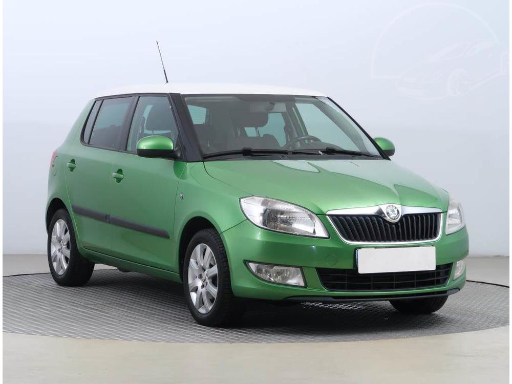 koda Fabia 1.2 TSI, Ambition, Serv.kniha