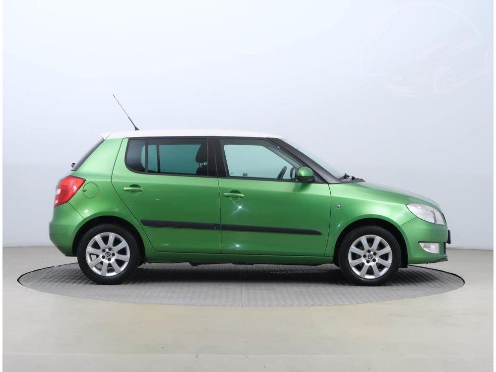 koda Fabia 1.2 TSI, Ambition, Serv.kniha