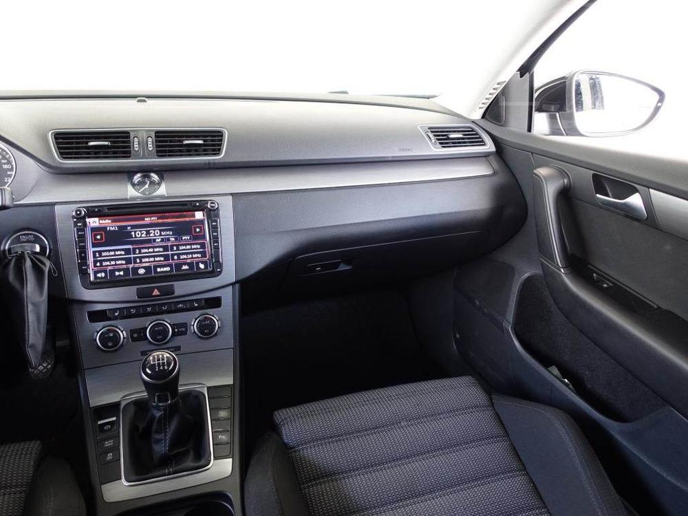 Volkswagen Passat 2.0 TDI, Comfortline, Navi