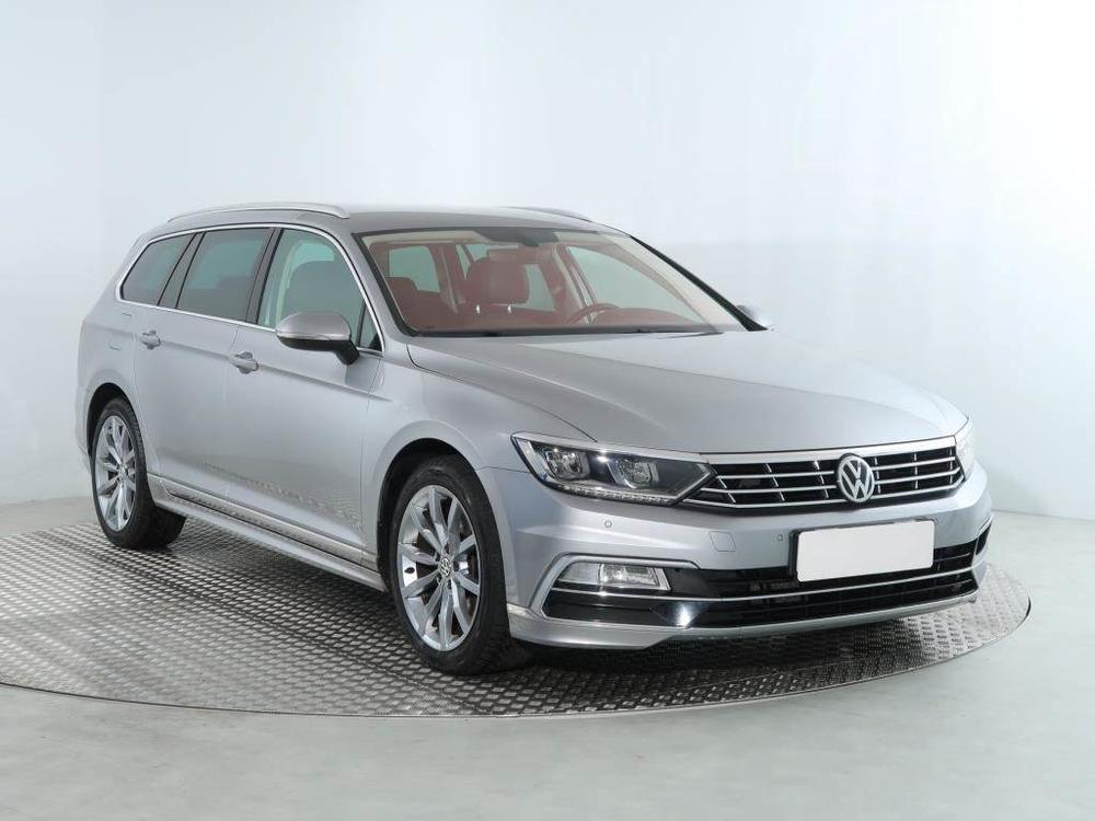 Prodm Volkswagen Passat 2.0 TDI, Highline, R-Line