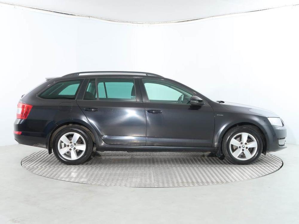 koda Octavia 2.0 TDI, Serv.kniha