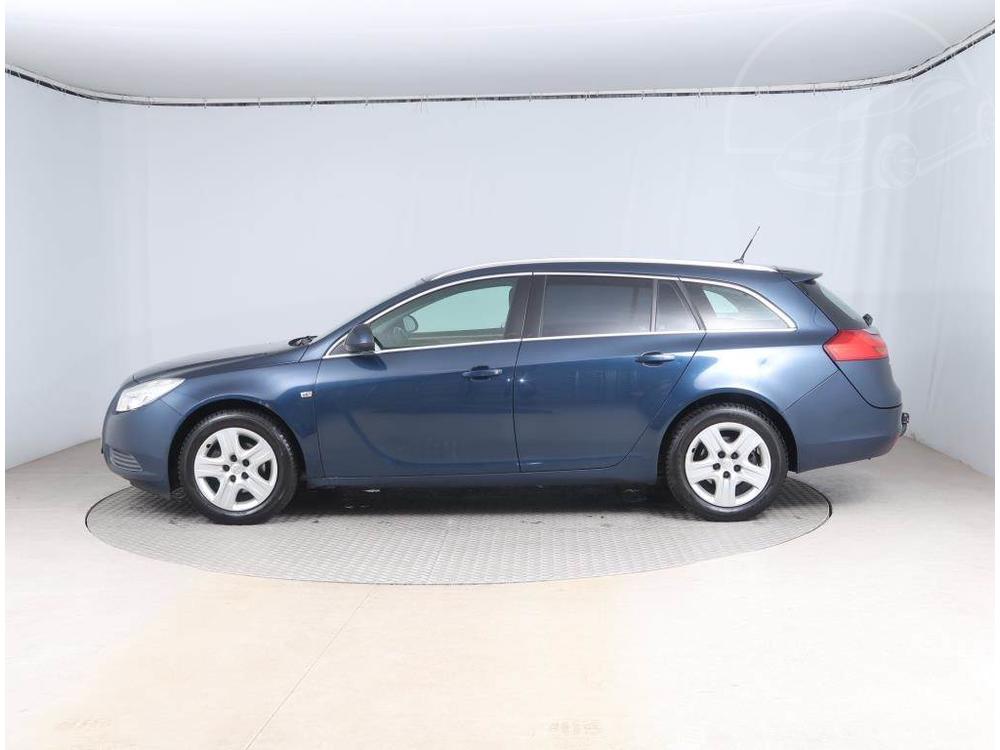 Opel Insignia 1.8, Serv.kniha