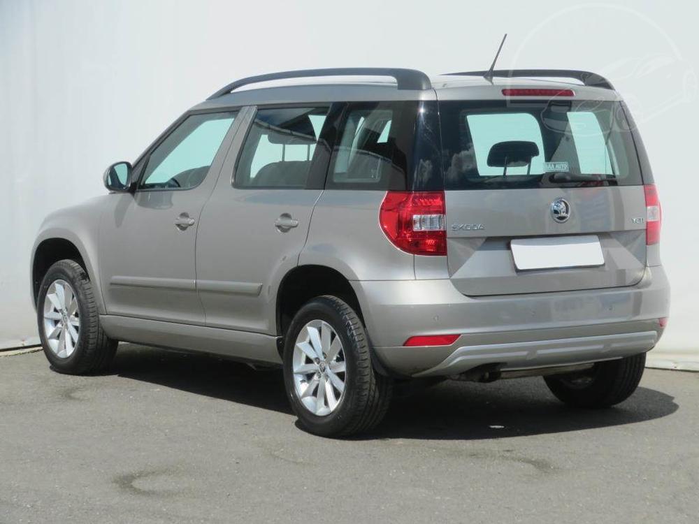 koda Yeti 1.2 TSI, R,1.maj, Serv.kniha