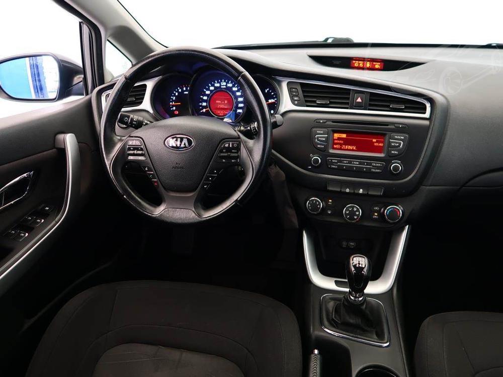 Kia Ceed 1.6 CRDi, R,2.maj, Serv.kniha