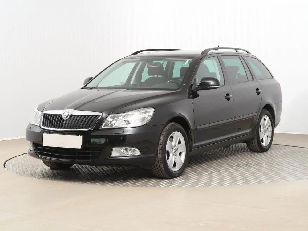 koda Octavia 1.8 TSI, Navi, Xenony