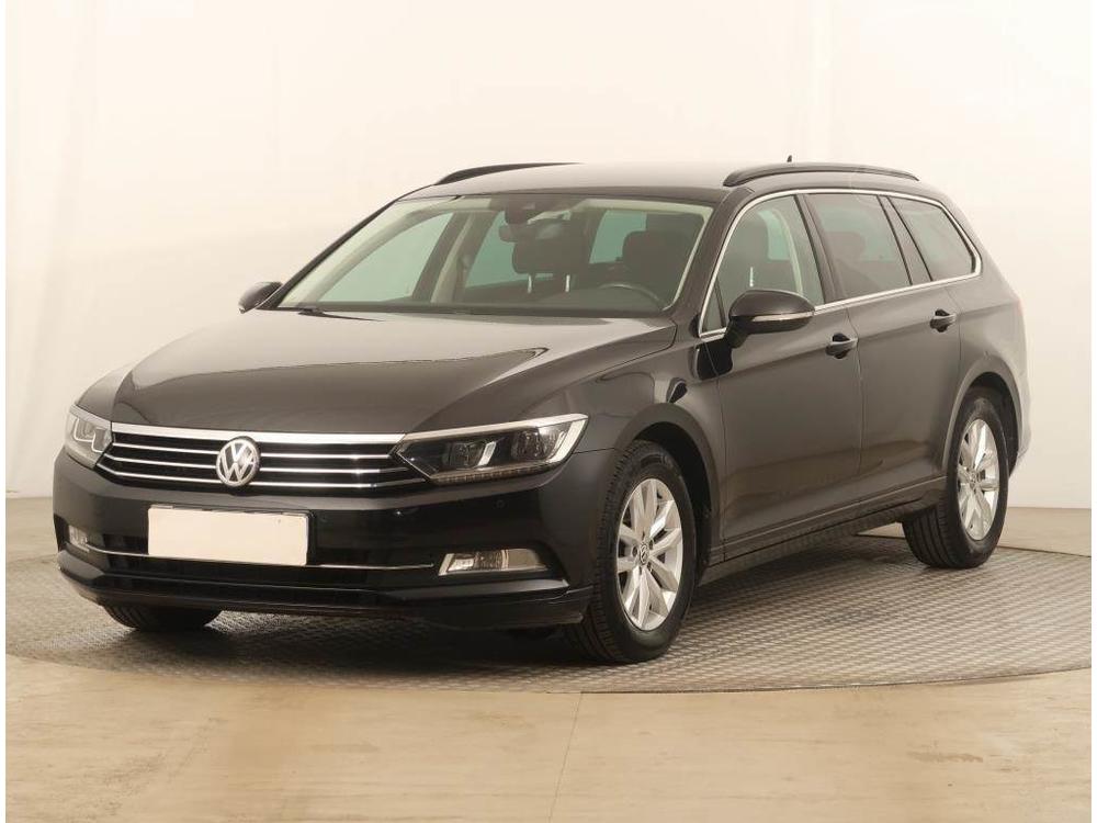 Volkswagen Passat 2.0 TDI, Automat, Navi