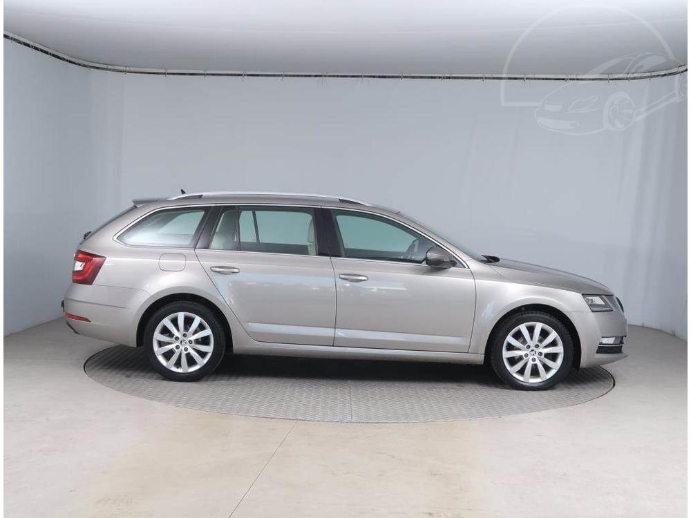 koda Octavia 1.6 TDI, Style, Automat