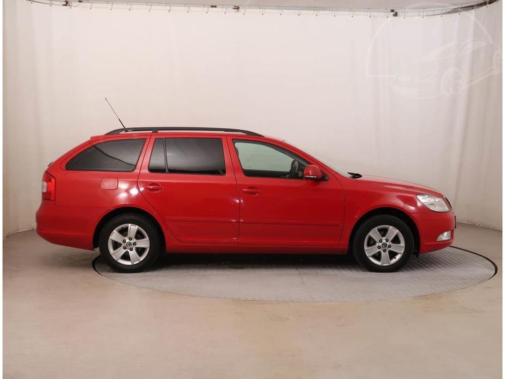 koda Octavia 1.6 TDI, Automatick klima