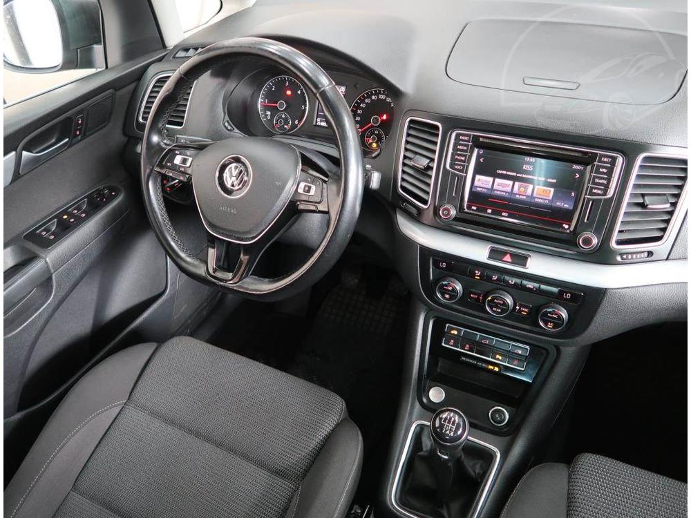 Volkswagen Sharan 2.0 TDI, Serv.kniha, Navi