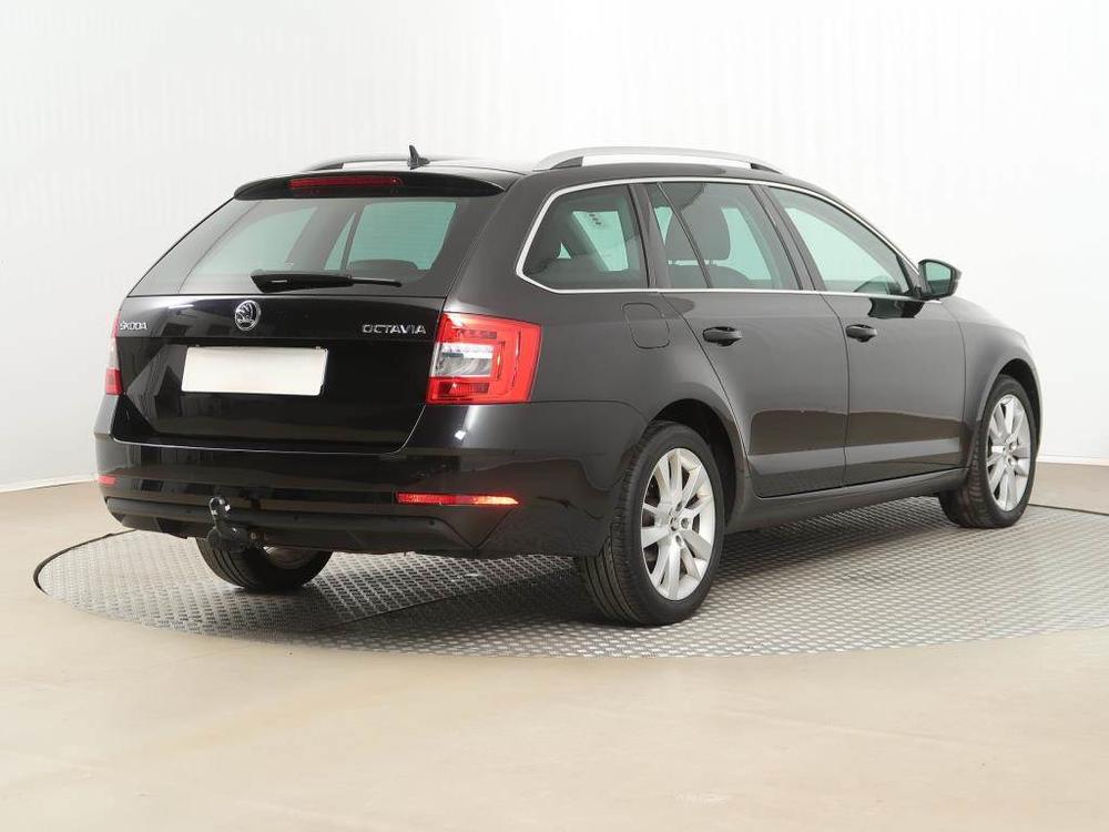 koda Octavia 1.6 TDI, Style, Automat