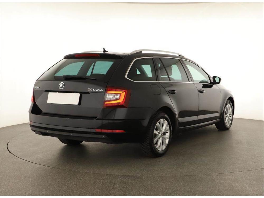 koda Octavia 1.6 TDI, Automat, Navi