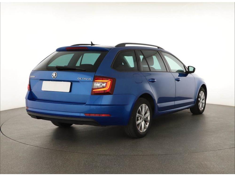 koda Octavia 1.6 TDI, Ambition, Serv.kniha