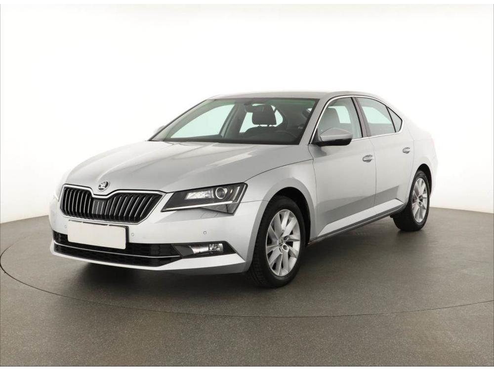 koda Superb 2.0 TDI, Automatick klima