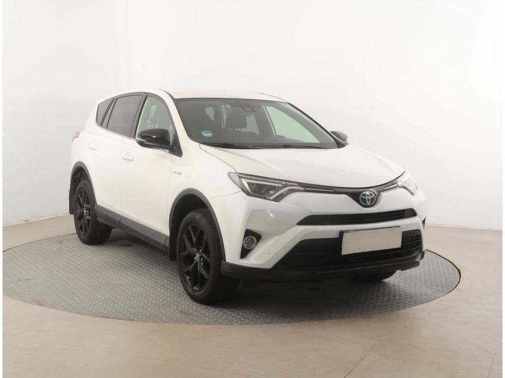 Prodm Toyota RAV4 2.5 Hybrid, Automat