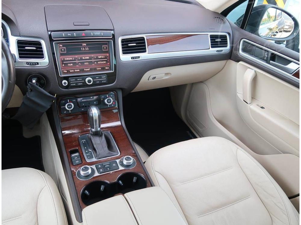 Volkswagen Touareg 3.0 TDI, 4X4, Automat