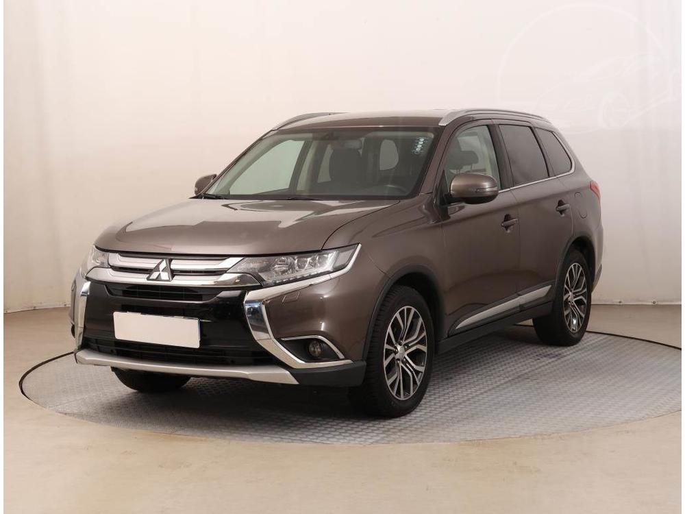 Prodm Mitsubishi Outlander 2.2 DI-D, NOV CENA, 4X4