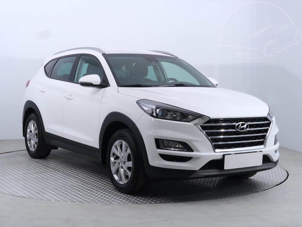 Prodm Hyundai Tucson 1.6 CRDi, Adventure, Automat