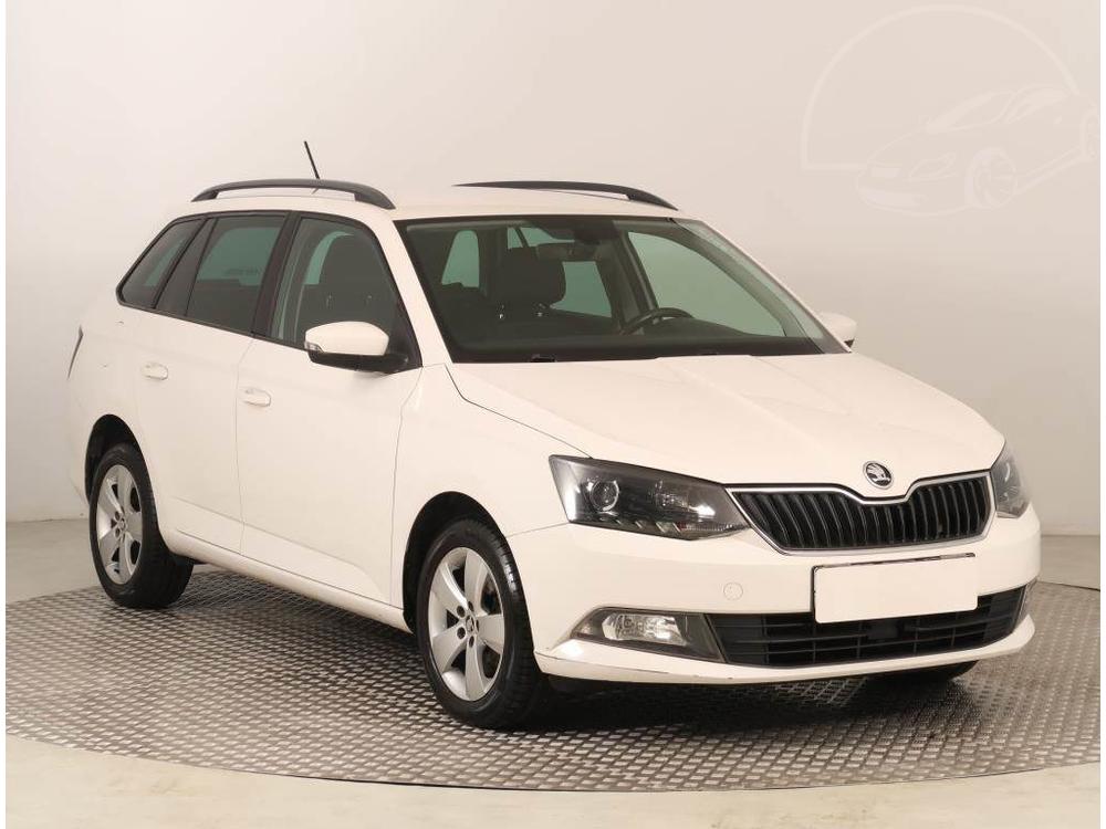 Škoda Fabia 1.2 TSI, ČR,1.maj, Serv.kniha