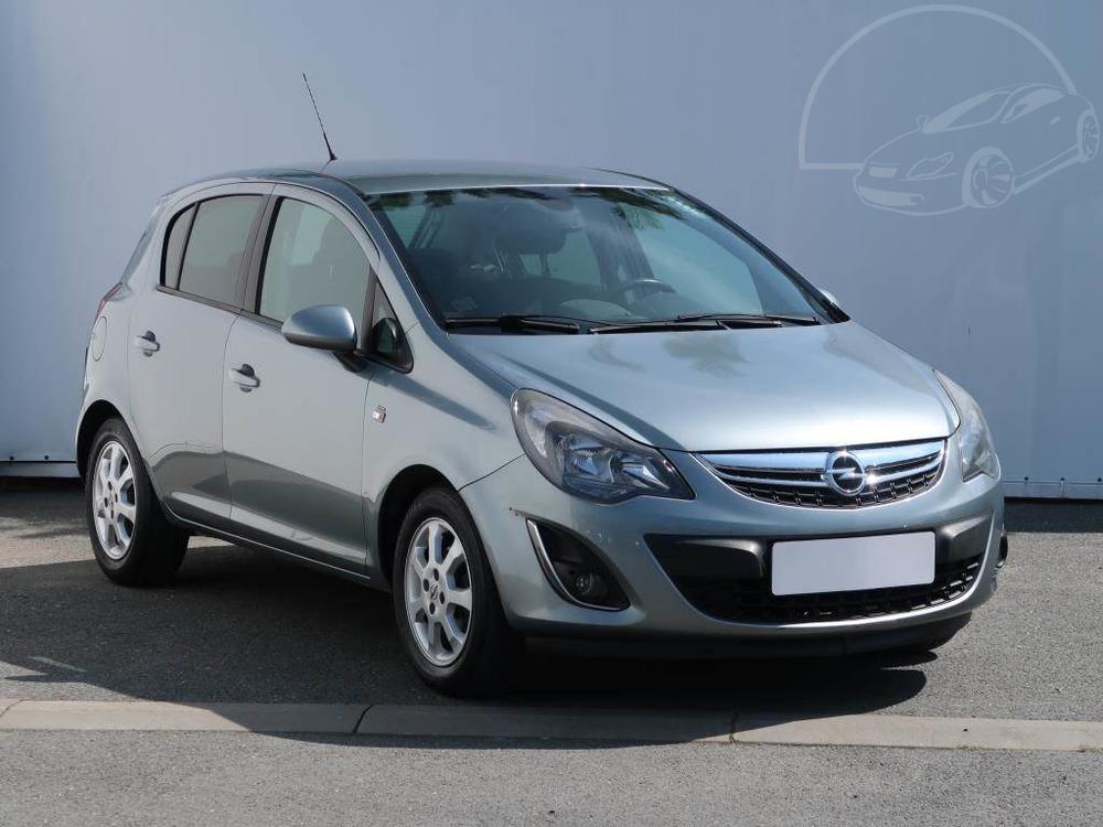 Prodm Opel Corsa 1.2, Klima, Tempomat, El. okna