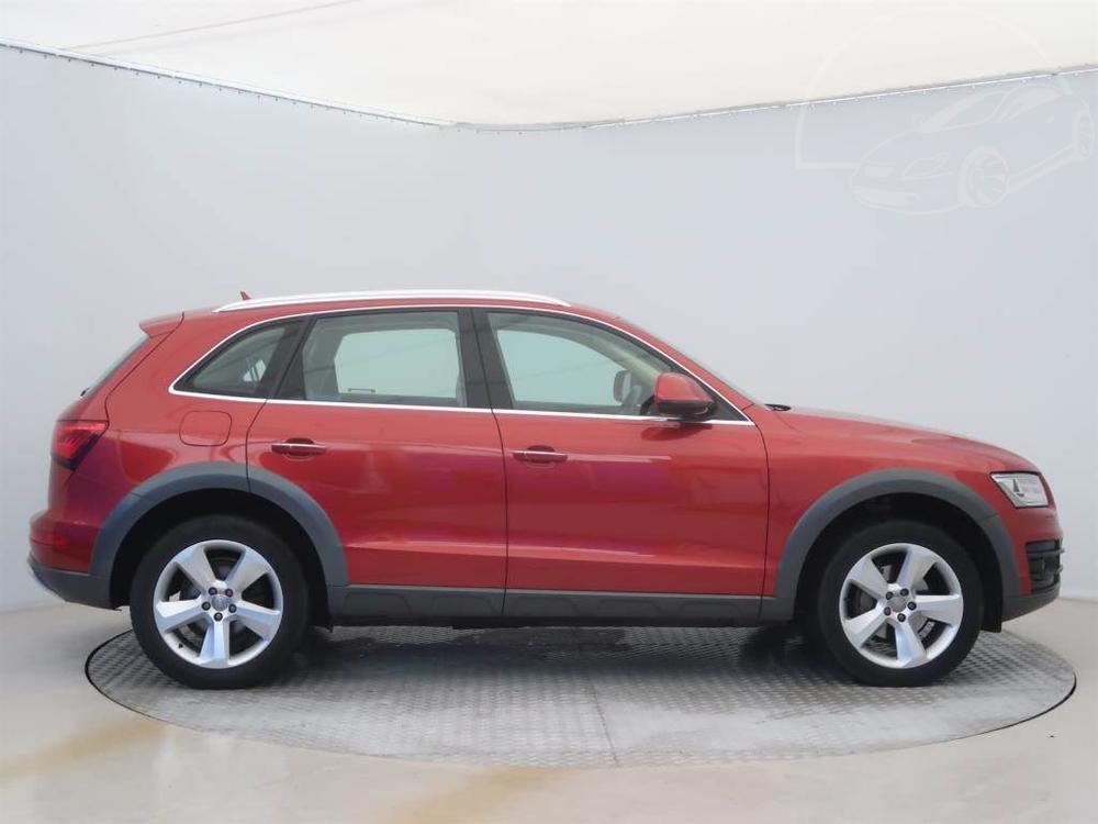 Audi Q5 2.0 TDI, NOV CENA, 4X4