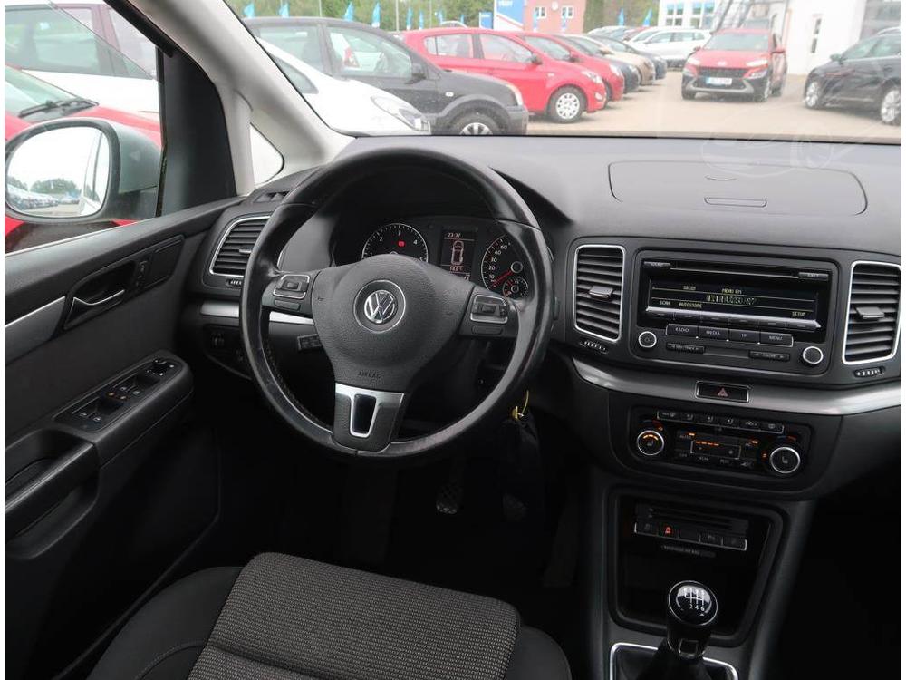 Volkswagen Sharan 2.0 TDI, Automatick klima