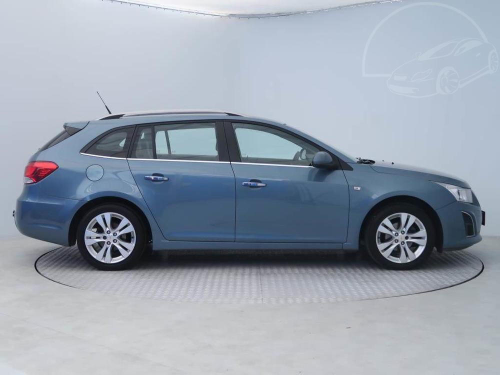 Chevrolet Cruze 1.8 i 16V, R,2.maj