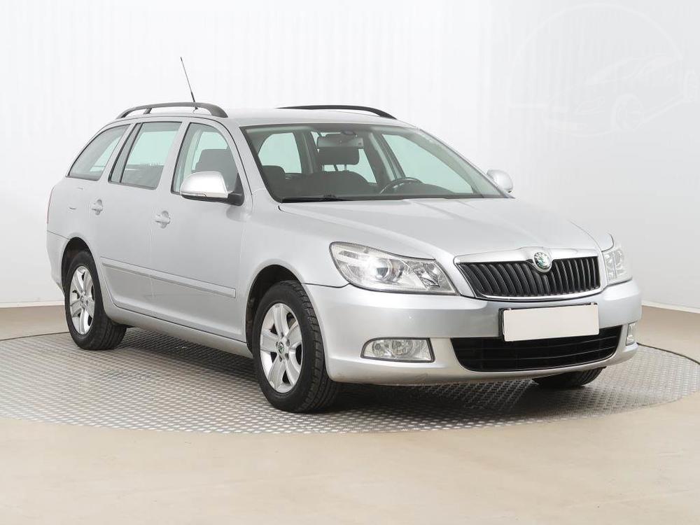 koda Octavia 1.6 TDI, Automatick klima