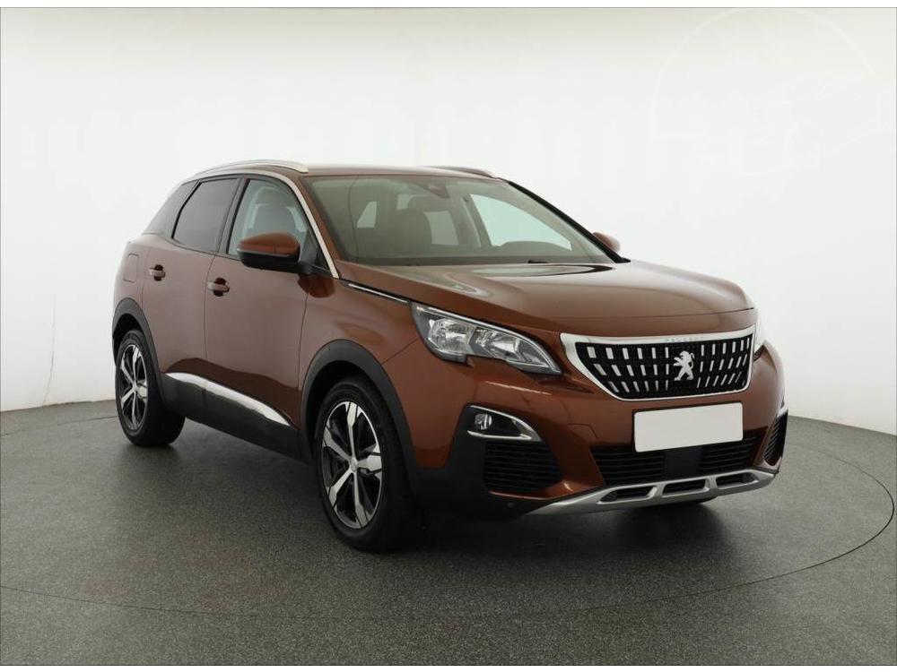 Peugeot 3008 1.2 PureTech, Allure, Automat