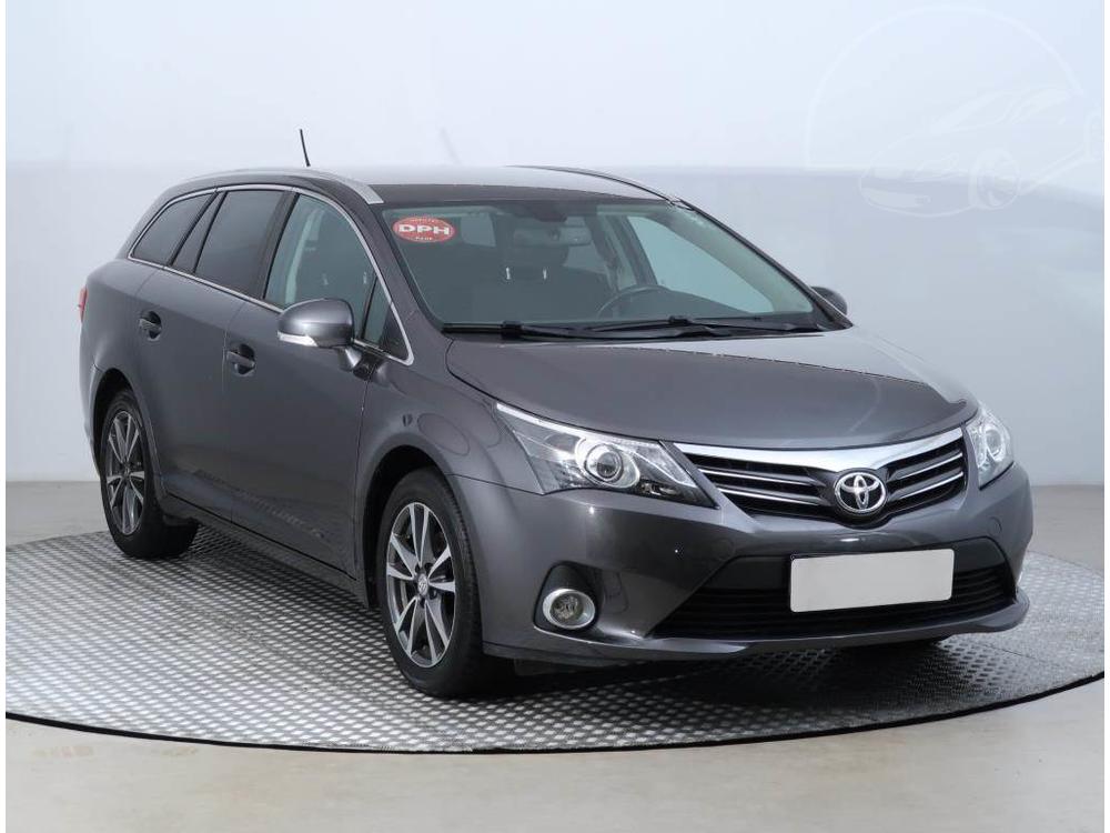 Toyota Avensis 2.0 D-4D, ČR,1.maj