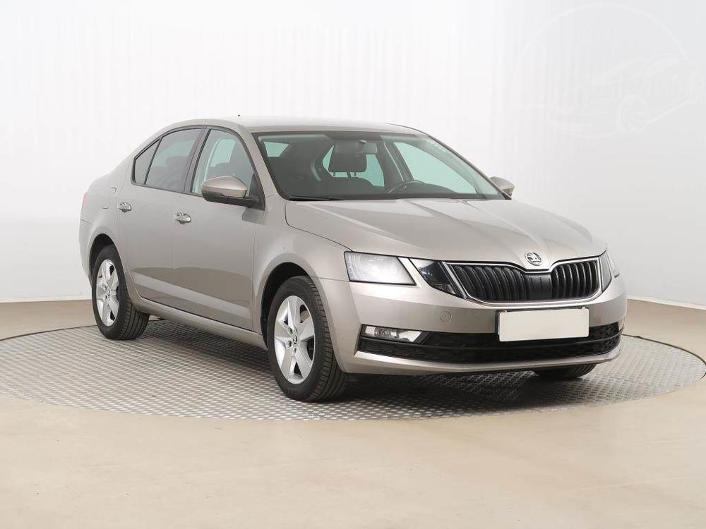 Škoda Octavia 1.4 TSI, Serv.kniha, Navi