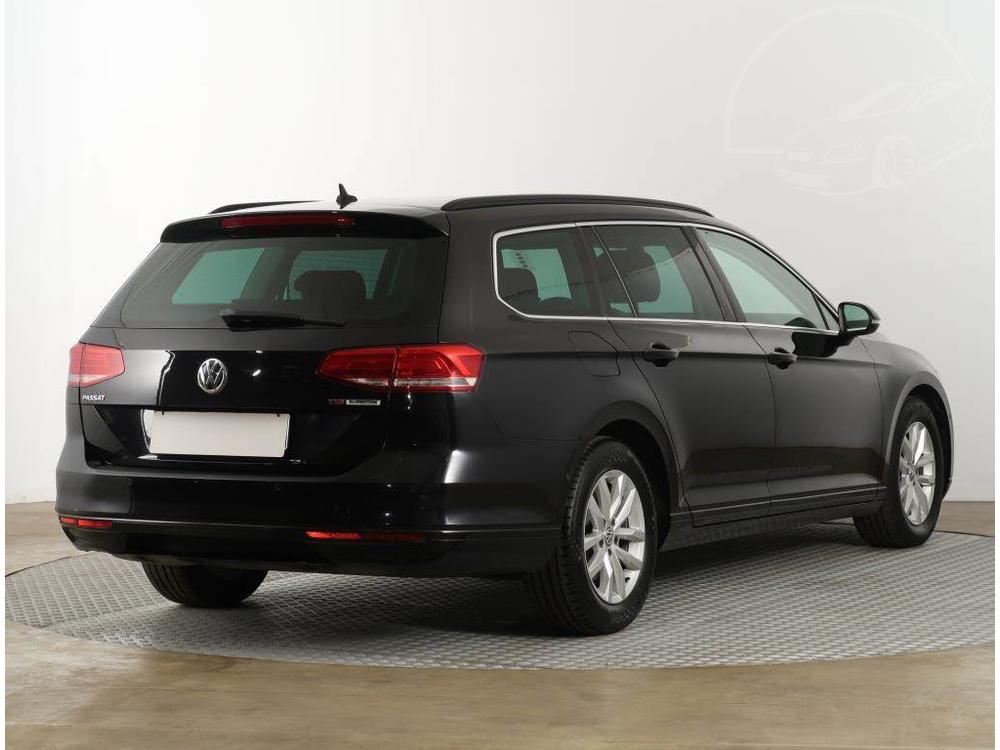 Volkswagen Passat 1.4 TSI, Serv.kniha, Navi