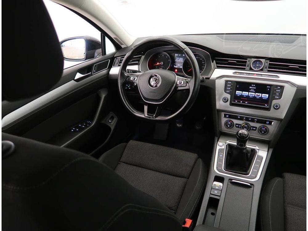 Volkswagen Passat 1.4 TSI, Serv.kniha, Navi