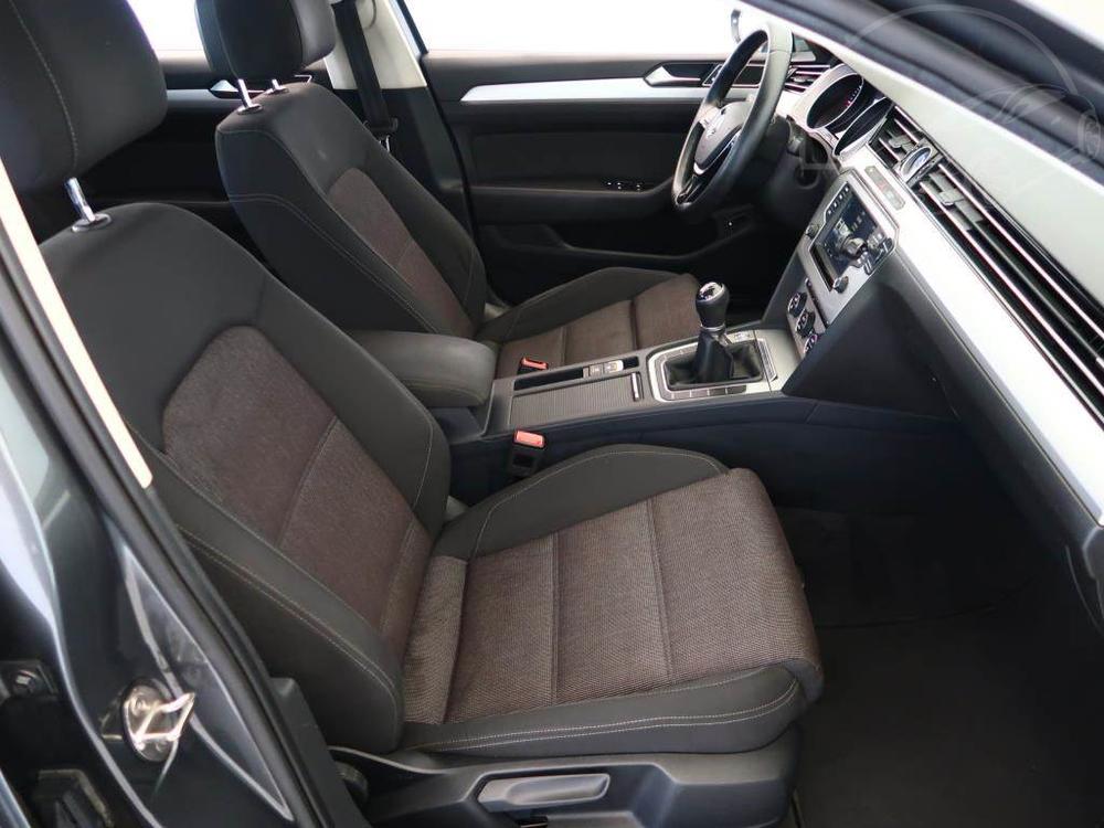 Volkswagen Passat 2.0 TDI, Comfortline