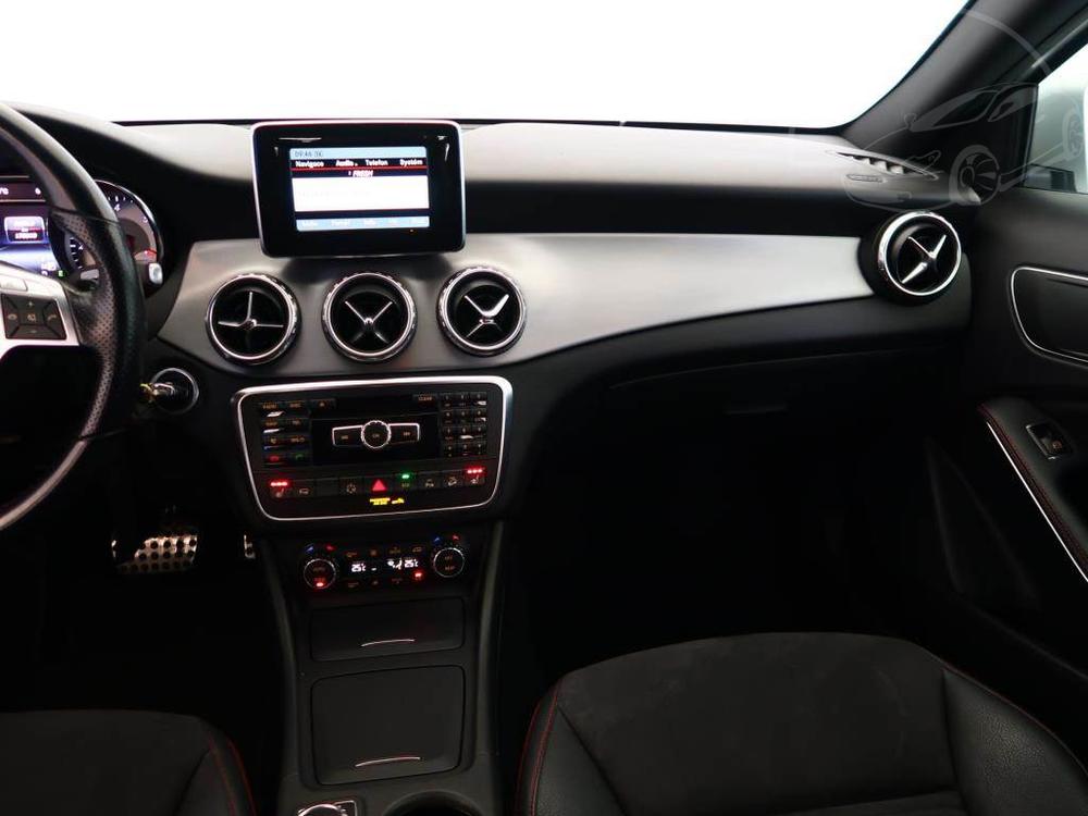 Mercedes-Benz GLA  220 CDI 4MATIC, 4X4, Automat