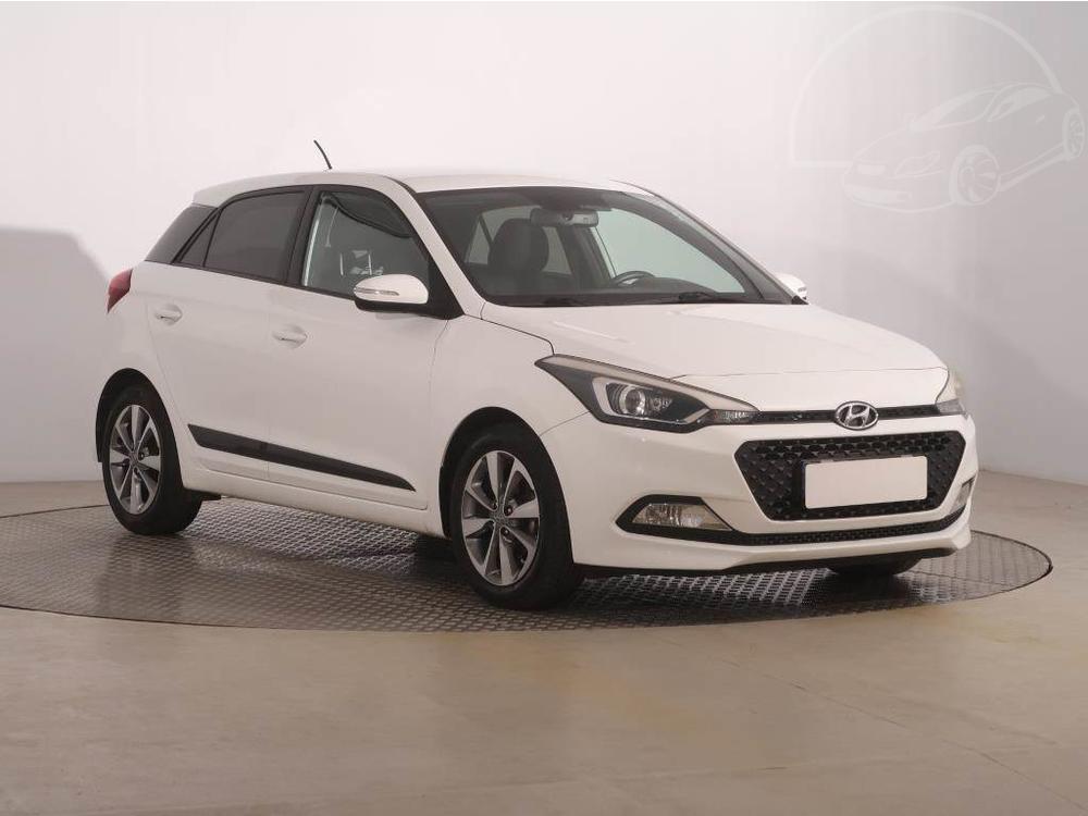 Prodm Hyundai i20 1.2, Serv.kniha, Klima