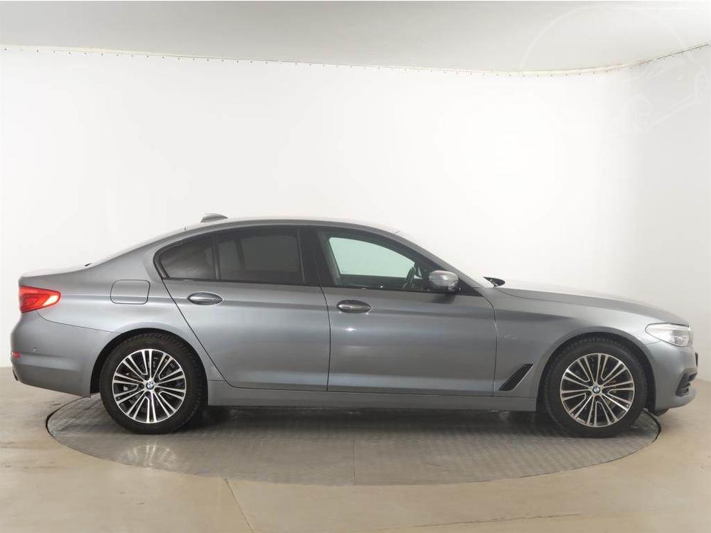 BMW 520 520d xDrive, Sport Line, 4X4