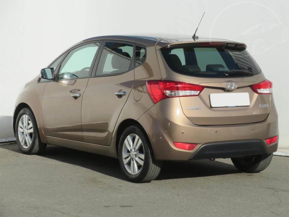 Hyundai iX20 1.6 CVVT, Automat, Navi