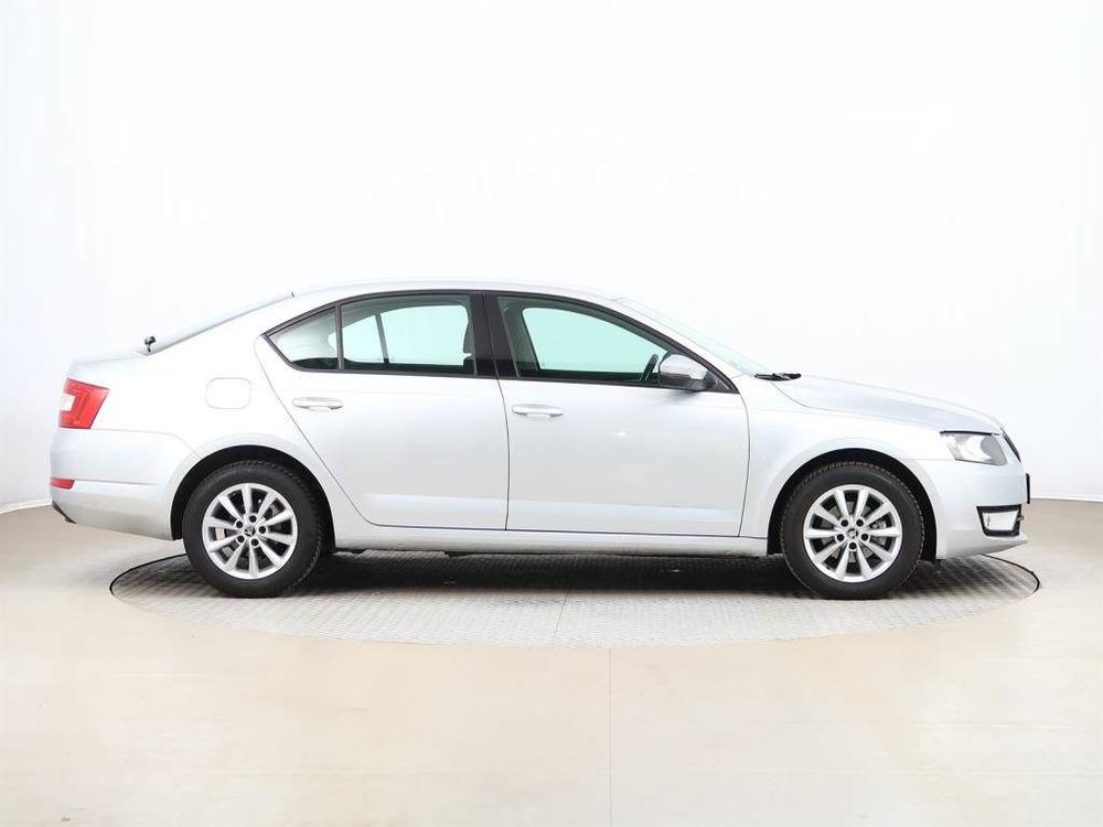 koda Octavia 1.6 TDI, Ambition, Klima