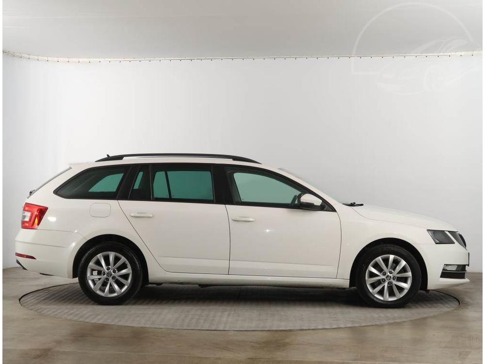 koda Octavia 2.0 TDI, Style, Serv.kniha